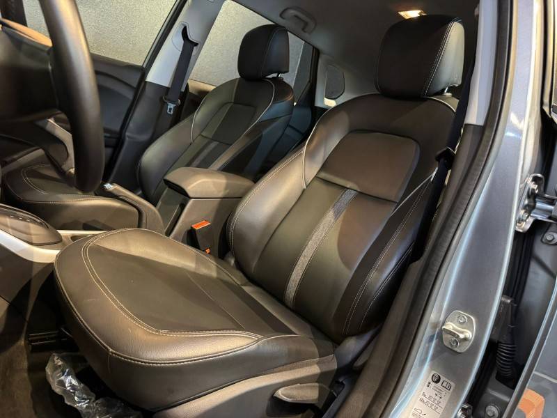 CHEVROLET - TRACKER - 2024/2025 - Prata - R$ 124.900,00