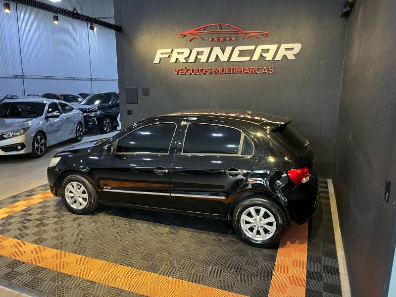 VOLKSWAGEN - GOL - 2009/2010 - Preta - R$ 29.900,00
