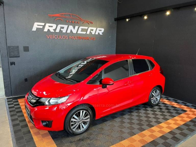 HONDA - FIT - 2015/2015 - Vermelha - R$ 69.900,00