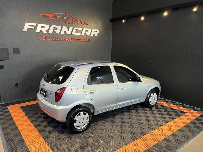 CHEVROLET - CELTA - 2012/2012 - Prata - R$ 29.900,00