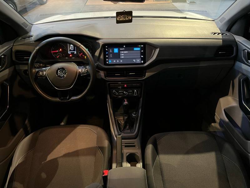 VOLKSWAGEN - T-CROSS - 2021/2021 - Branca - R$ 105.900,00