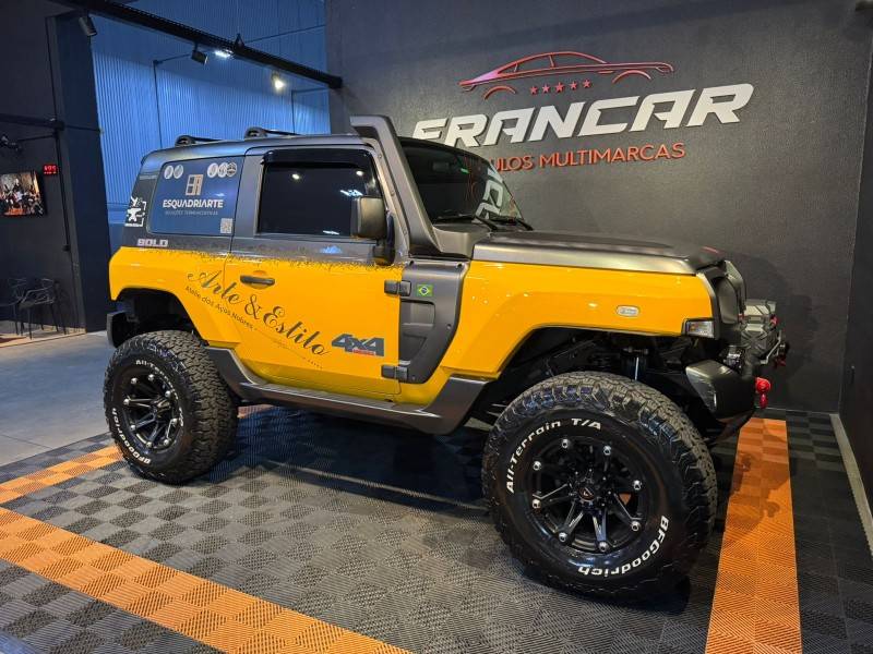 TROLLER - T4 BOLD - 2016/2017 - Amarela - R$ 219.900,00