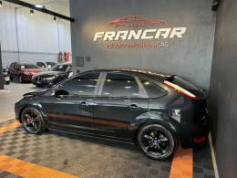 FORD - FOCUS - 2012/2013 - Preta - R$ 44.900,00