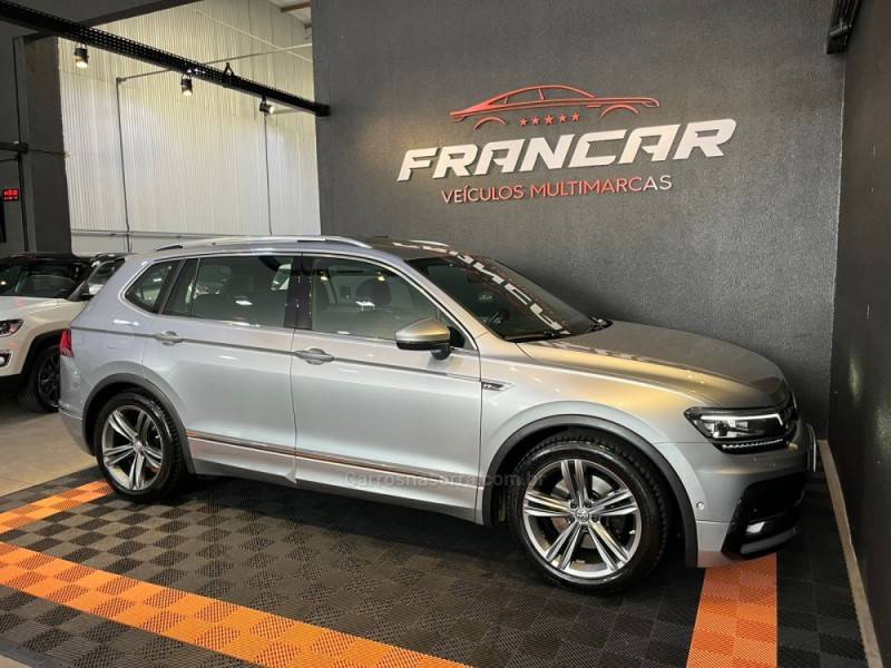 VOLKSWAGEN - TIGUAN - 2019/2019 - Prata - R$ 173.900,00