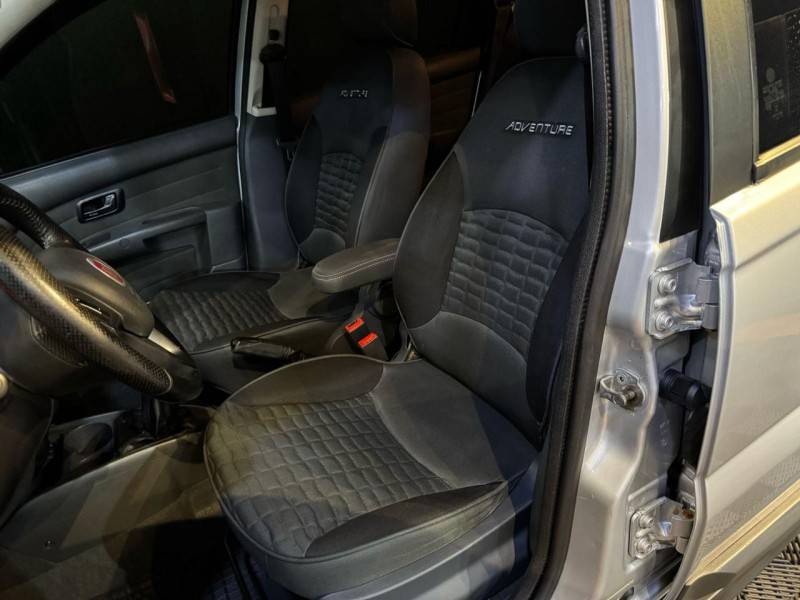 FIAT - PALIO - 2019/2019 - Prata - R$ 59.900,00