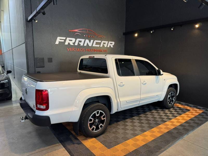 VOLKSWAGEN - AMAROK - 2013/2013 - Branca - R$ 84.900,00
