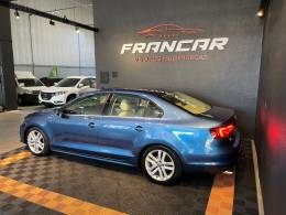 VOLKSWAGEN - JETTA - 2017/2017 - Azul - R$ 98.900,00