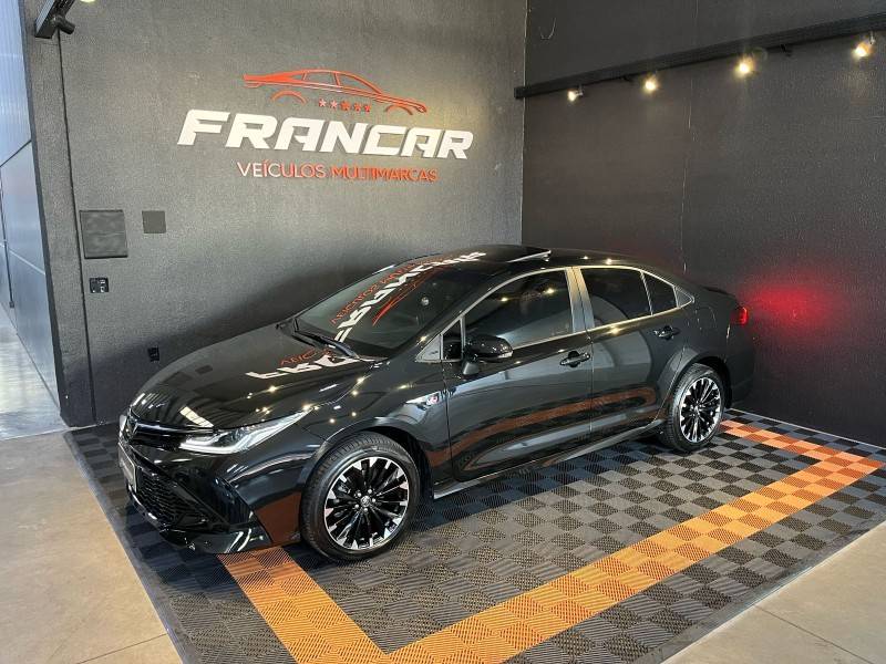 TOYOTA - COROLLA - 2024/2024 - Preta - R$ 173.900,00