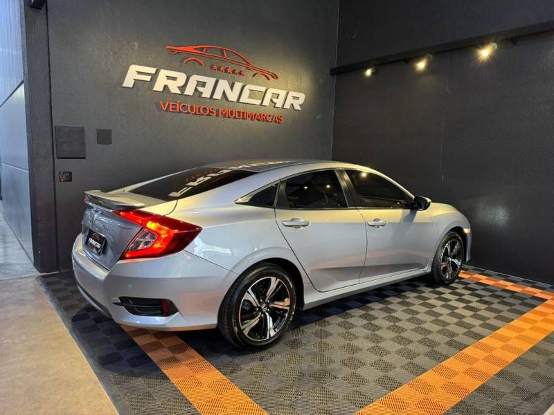 HONDA - CIVIC - 2017/2017 - Prata - R$ 109.900,00