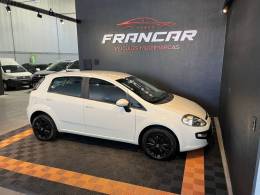 FIAT - PUNTO - 2013/2013 - Branca - R$ 43.900,00