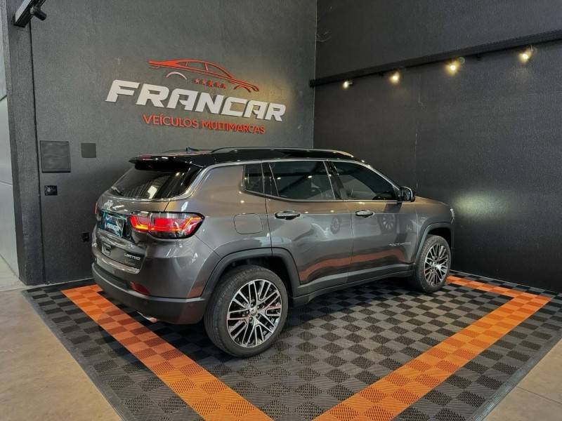JEEP - COMPASS - 2023/2023 - Cinza - R$ 157.900,00