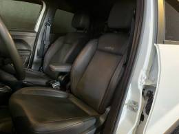 FIAT - STRADA - 2023/2024 - Branca - R$ 129.900,00