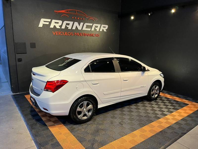 CHEVROLET - PRISMA - 2016/2017 - Branca - R$ 59.900,00