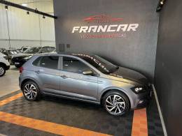 VOLKSWAGEN - POLO - 2021/2022 - Cinza - R$ 95.900,00