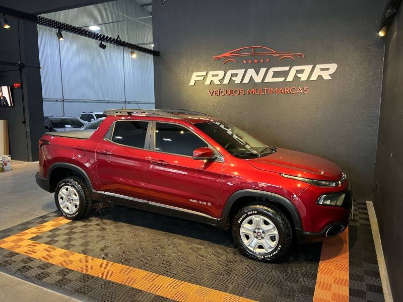 FIAT - TORO - 2016/2017 - Vermelha - R$ 85.900,00
