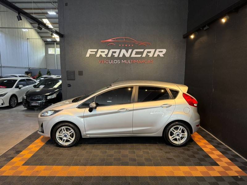 FORD - FIESTA - 2018/2018 - Prata - R$ 62.900,00