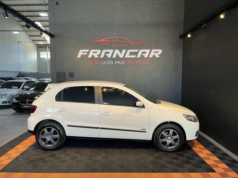 VOLKSWAGEN - GOL - 2009/2010 - Branca - R$ 36.900,00