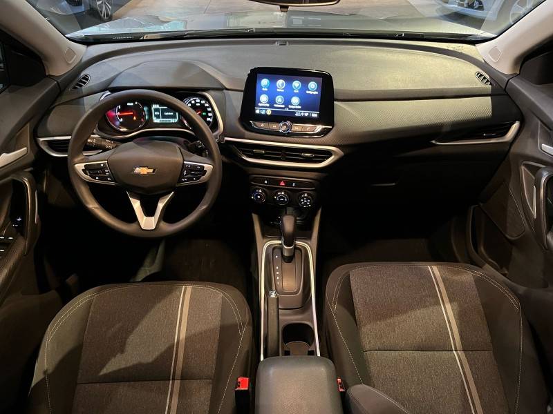CHEVROLET - TRACKER - 2023/2024 - Prata - R$ 116.900,00