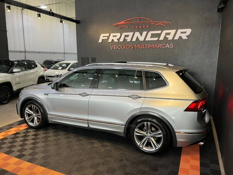 VOLKSWAGEN - TIGUAN - 2019/2019 - Prata - R$ 173.900,00