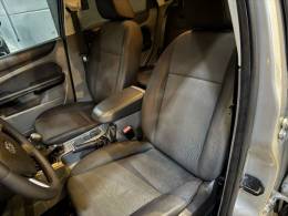 FORD - FOCUS - 2011/2012 - Prata - R$ 45.900,00