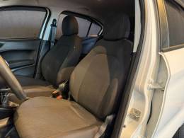 FIAT - CRONOS - 2023/2023 - Branca - R$ 64.900,00