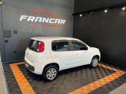 FIAT - UNO - 2015/2016 - Branca - R$ 39.900,00