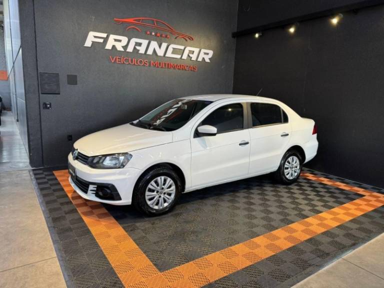 VOLKSWAGEN - VOYAGE - 2017/2017 - Branca - R$ 49.900,00