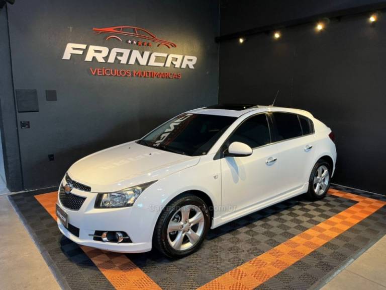 CHEVROLET - CRUZE - 2014/2014 - Branca - R$ 74.900,00