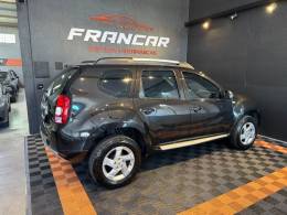 RENAULT - DUSTER - 2011/2012 - Preta - R$ 53.900,00