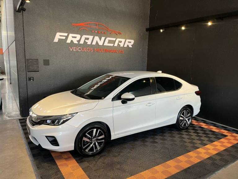 HONDA - CITY - 2023/2024 - Branca - R$ 116.900,00
