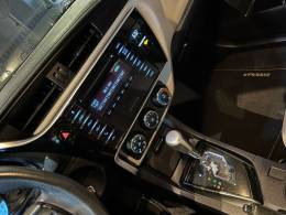 TOYOTA - COROLLA - 2017/2018 - Prata - R$ 91.900,00