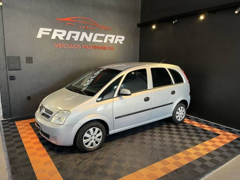 CHEVROLET - MERIVA - 2003/2004 - Prata - R$ 26.900,00