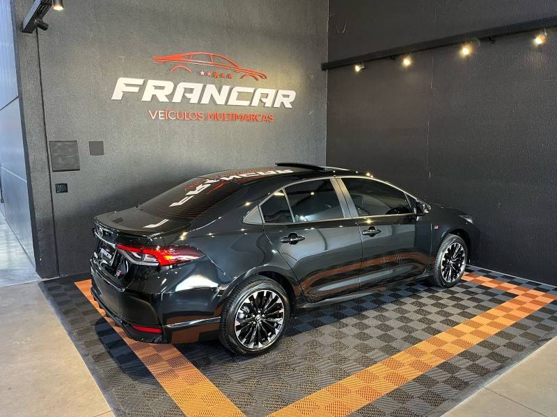 TOYOTA - COROLLA - 2024/2024 - Preta - R$ 173.900,00