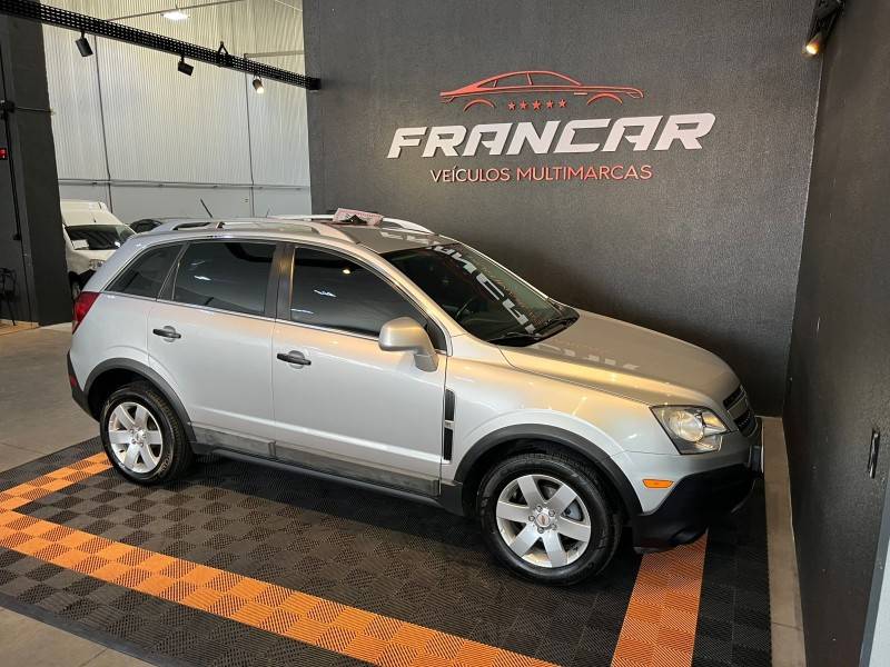 CHEVROLET - CAPTIVA - 2010/2011 - Prata - R$ 44.900,00