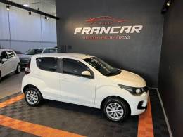 FIAT - MOBI - 2016/2017 - Branca - R$ 48.900,00