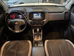 CHEVROLET - S10 - 2017/2018 - Branca - R$ 145.900,00