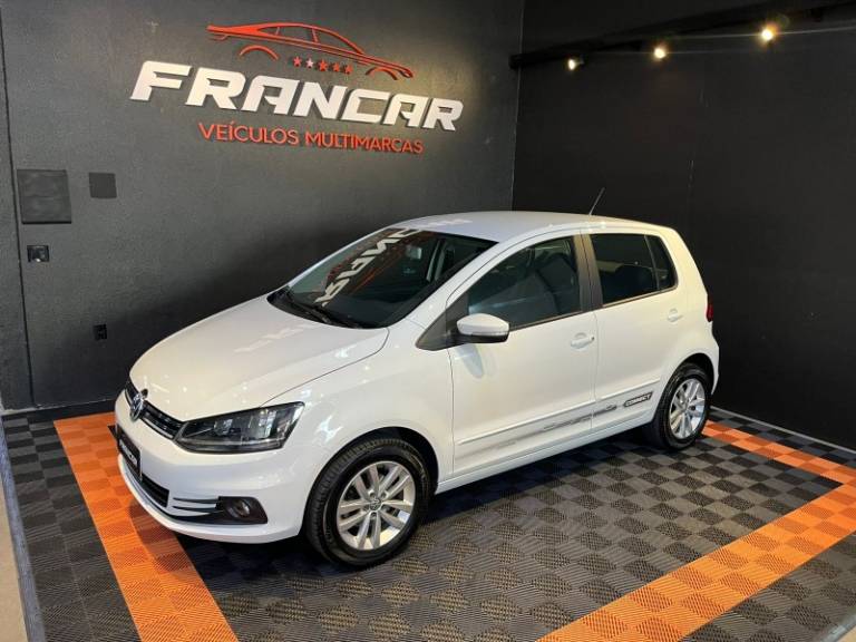 VOLKSWAGEN - FOX - 2019/2019 - Branca - R$ 62.900,00