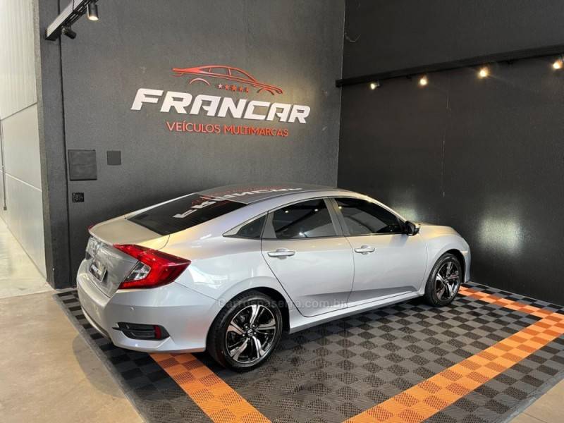 HONDA - CIVIC - 2019/2019 - Prata - R$ 117.900,00