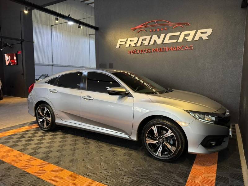 HONDA - CIVIC - 2017/2017 - Prata - R$ 109.900,00