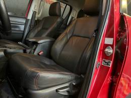 TOYOTA - HILUX - 2017/2018 - Vermelha - R$ 179.900,00
