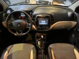 RENAULT - CAPTUR - 2017/2018 - Preta - R$ 74.900,00