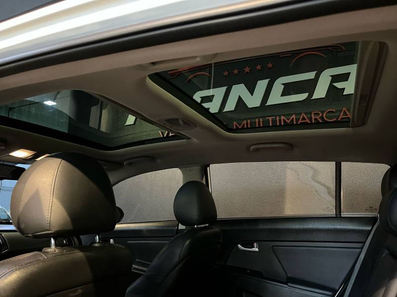 KIA MOTORS - SPORTAGE - 2013/2013 - Branca - R$ 83.900,00
