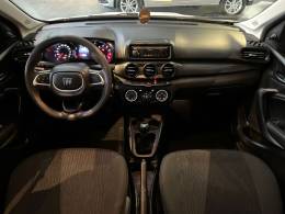 FIAT - CRONOS - 2023/2023 - Branca - R$ 64.900,00