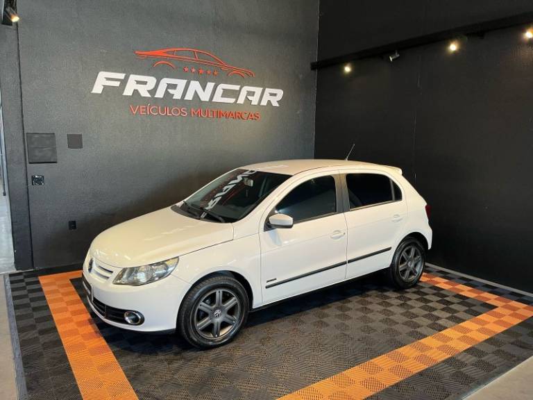 VOLKSWAGEN - GOL - 2009/2010 - Branca - R$ 38.900,00