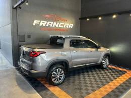 FIAT - TORO - 2018/2019 - Cinza - R$ 111.900,00