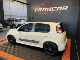 FIAT - UNO - 2015/2016 - Branca - R$ 46.900,00