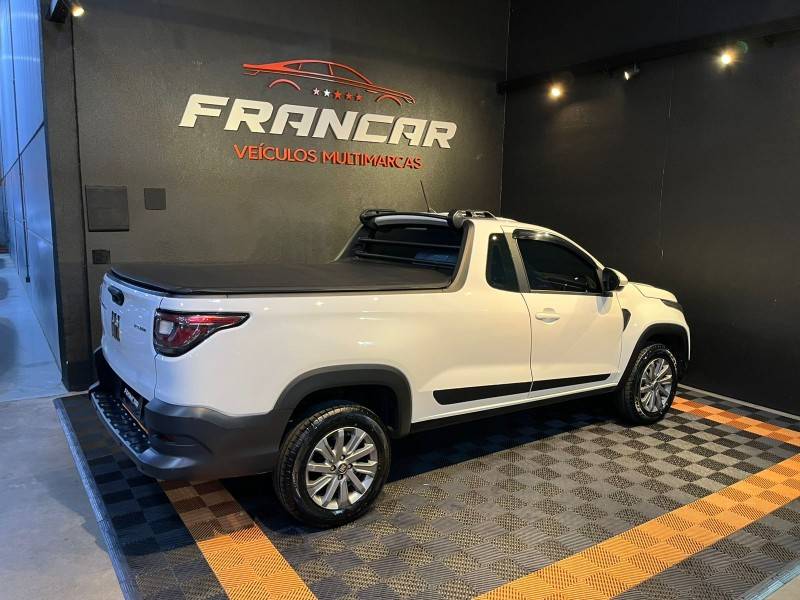 FIAT - STRADA - 2020/2021 - Branca - R$ 83.900,00