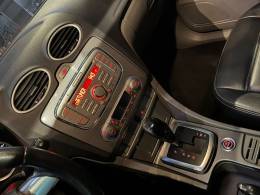 FORD - FOCUS - 2012/2013 - Branca - R$ 56.900,00