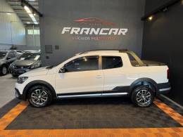 VOLKSWAGEN - SAVEIRO - 2017/2018 - Branca - R$ 83.900,00
