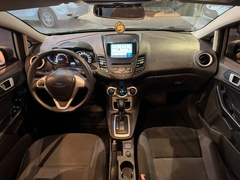 FORD - FIESTA - 2018/2018 - Prata - R$ 62.900,00